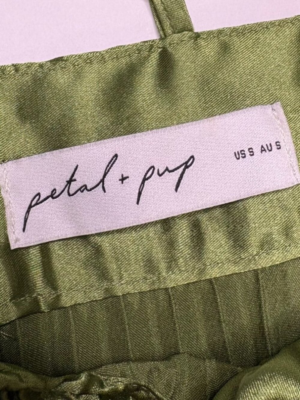 Petal & Pup Kris Plunge Neck Pleated Satin Gown – Olive Green – Small – NWT - Picture 7 of 15